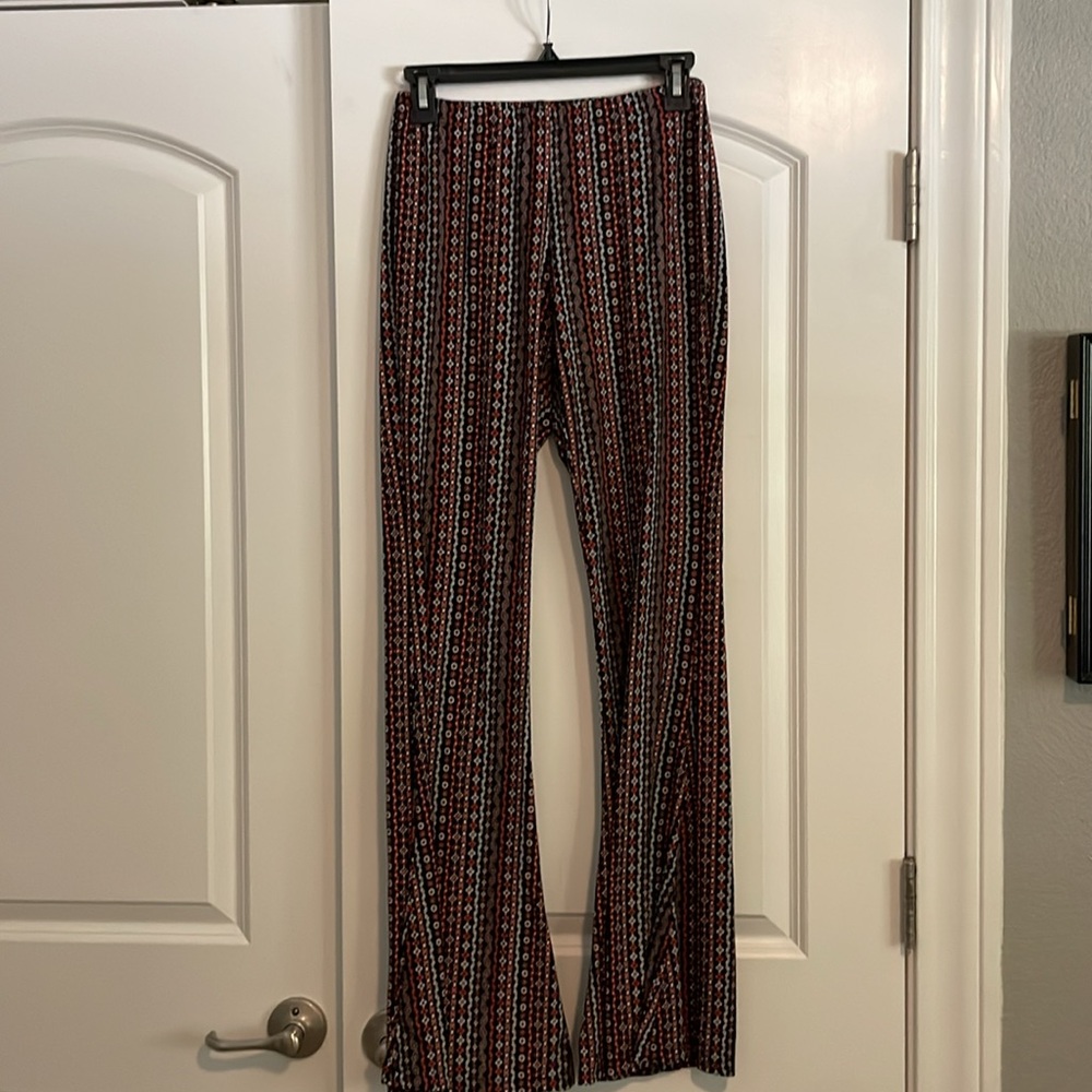 Bundle Of 4 Stretchy Flared Pants Size Small - image 8